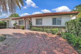 Building Photo - 9862 SW 145th Pl