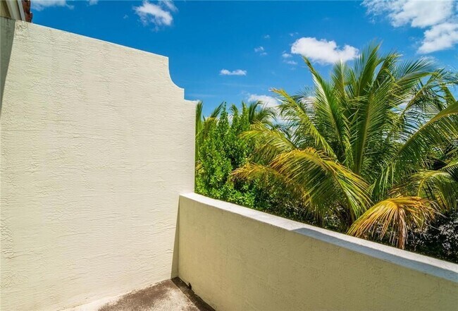 Building Photo - 12414 NW 17th Ct