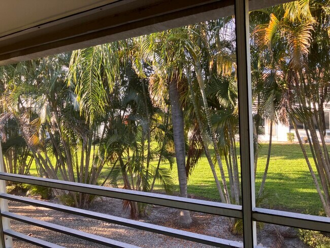 Building Photo - 259 Sheffield K