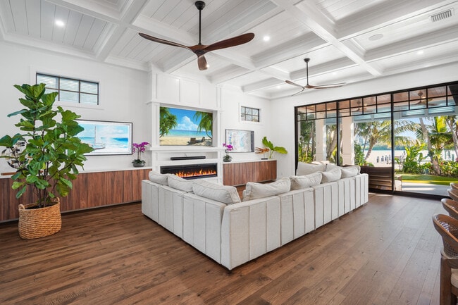 Building Photo - 19471 Harbor Rd S