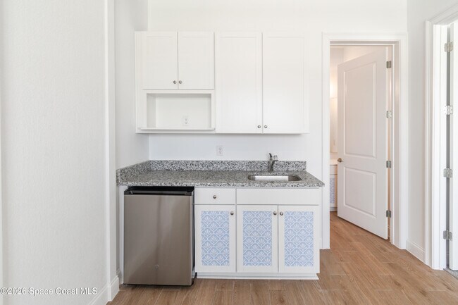 Building Photo - 3412 Armen Dr