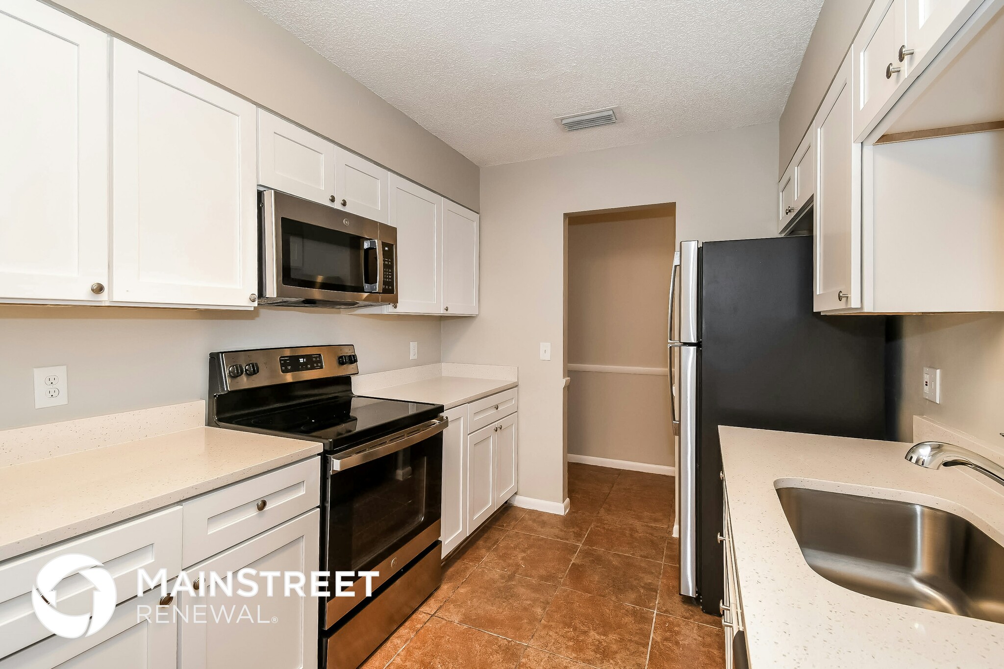 Building Photo - 9998 Bradley Rd