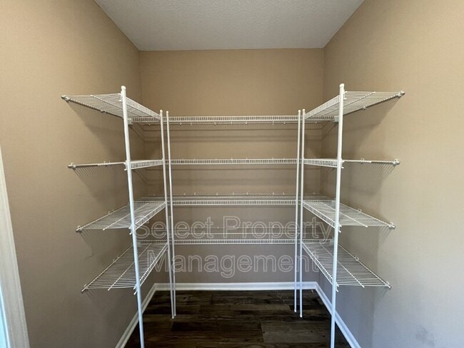 Building Photo - 12927 Cocoplum Ct