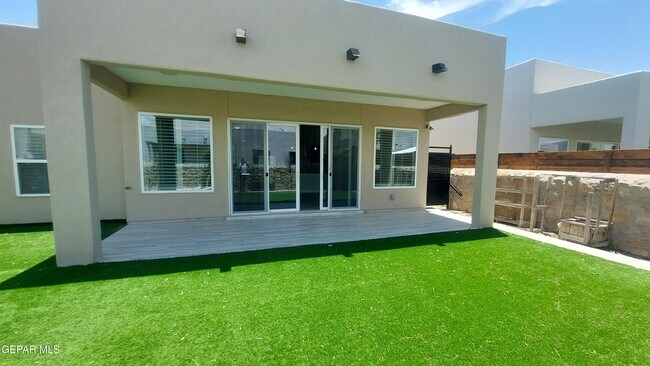 Building Photo - 12349 Desert Wolf Ave