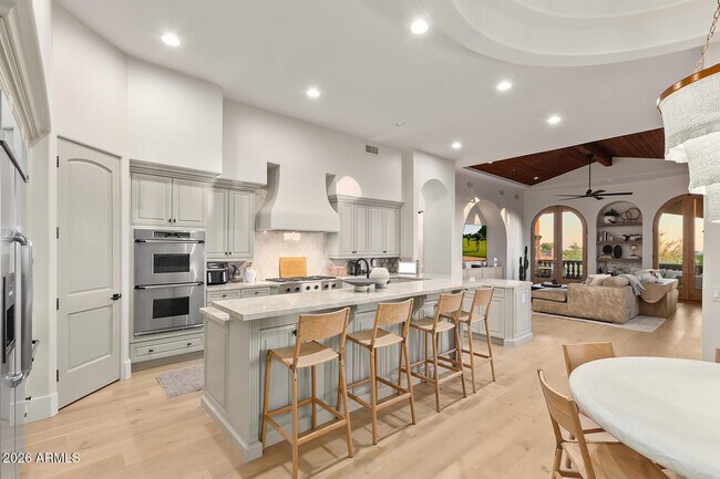 Building Photo - 11861 E Desert Trail Rd