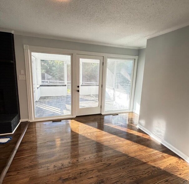 Building Photo - 6383 Elevation Rd