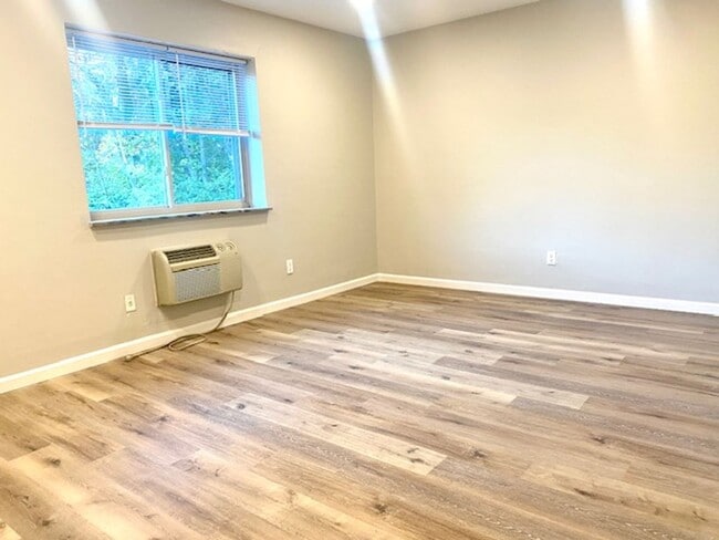 Floorplan - Linwood Towers