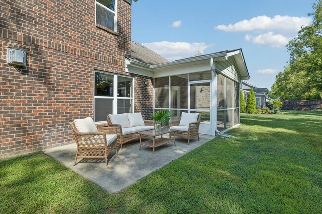 Building Photo - Sparkling clean 4 bedroom home in Spring H...