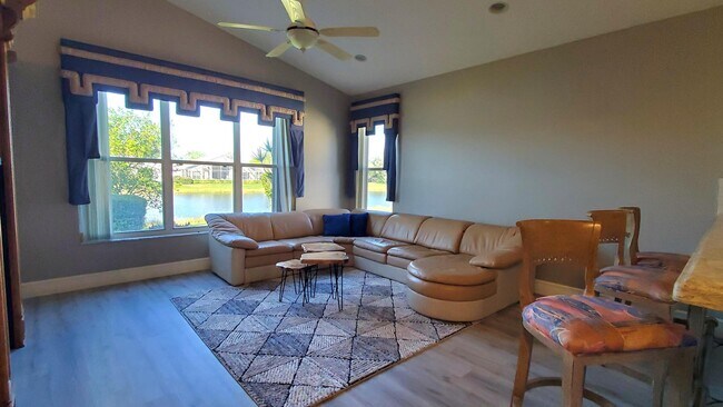 Building Photo - 11595 Pamplona Blvd