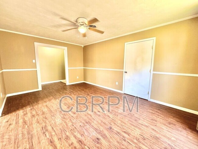 Building Photo - 5434 31st St