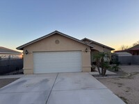 Building Photo - Three Bedroom home with two bath and large...