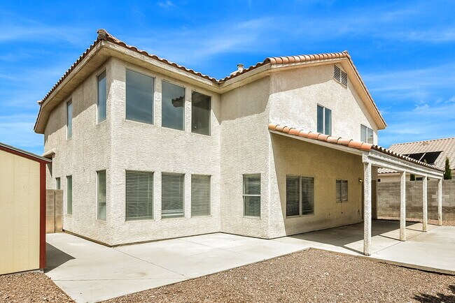 Building Photo - 3920 Wainscot Ct