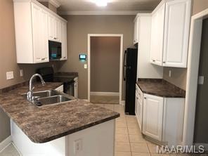 Building Photo - 6005 Tamarack Dr