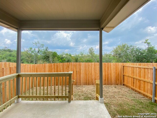 Building Photo - 10339 Lynwood Branch