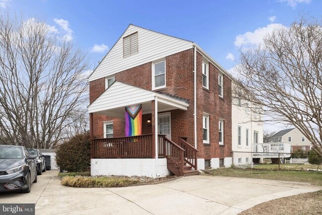 Building Photo - 5816 N Kings Hwy