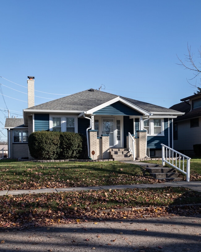 Building Photo - 2701 Barth Ave