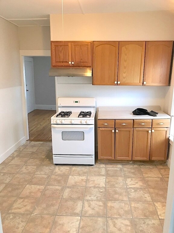 Building Photo - 16 Pinkham Pl