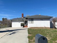 Building Photo - 1443 W Nicolet St