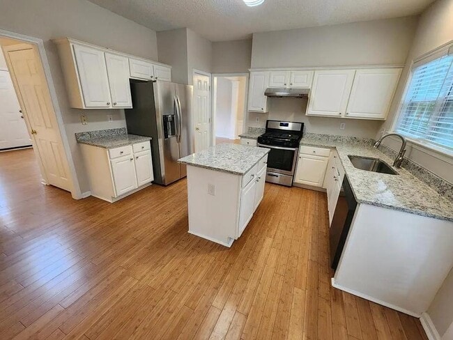 Building Photo - 3815 Ruby Falls Dr