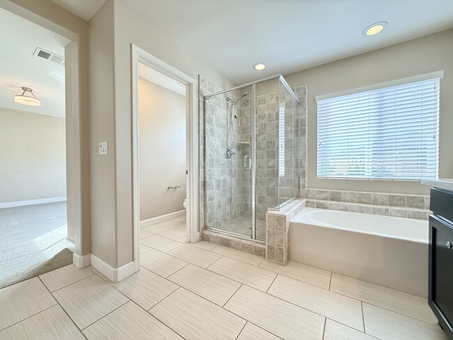 Building Photo - 7107 Oswego Ct