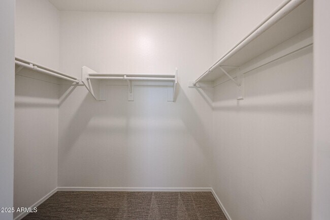 Building Photo - 14651 W Valentine St