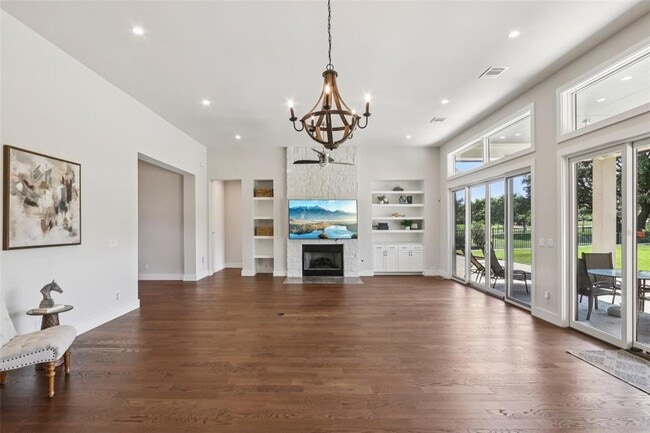 Building Photo - 2404 Sailboat Pass