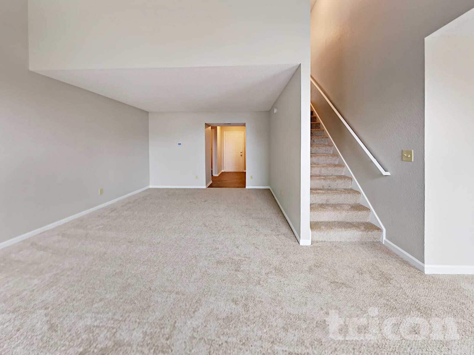 Building Photo - 10245 Cadogan Dr