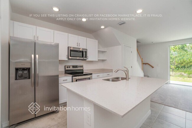 Building Photo - 7169 Greenwood Park Cir