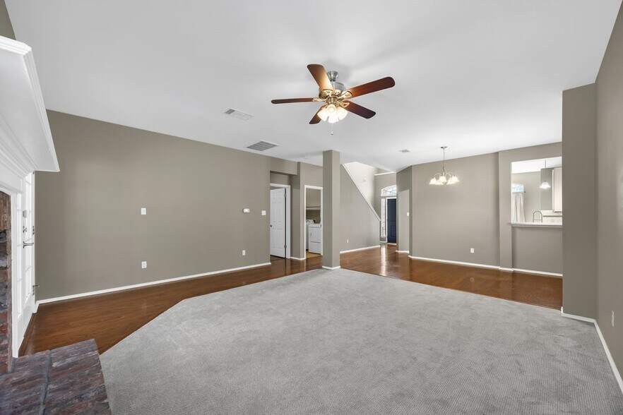 Building Photo - 8404 Tyhurst Dr