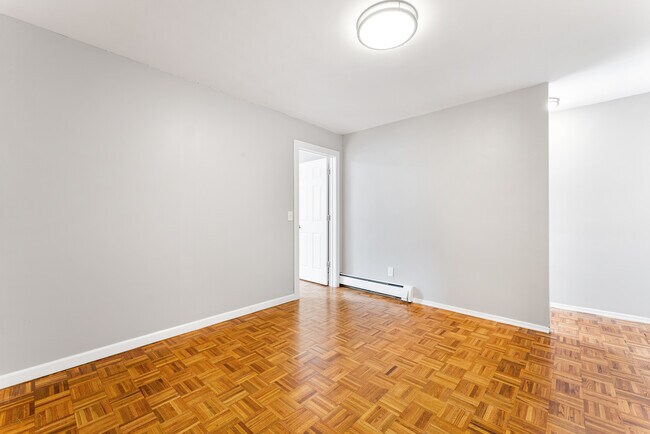 Building Photo - 350 Elmora Ave