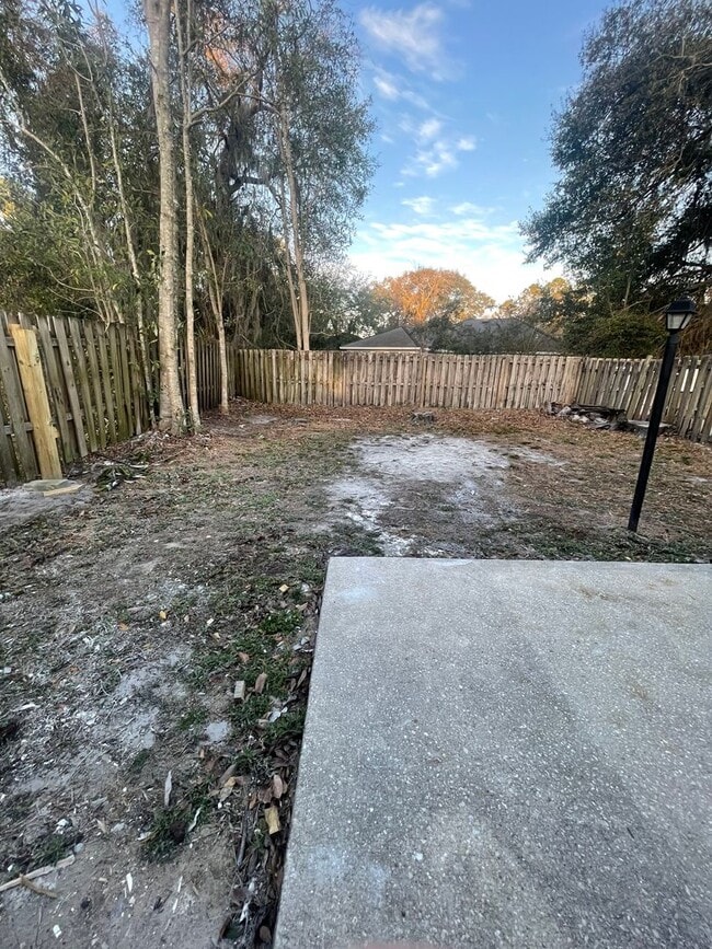 Building Photo - 202 Leeswood Cir