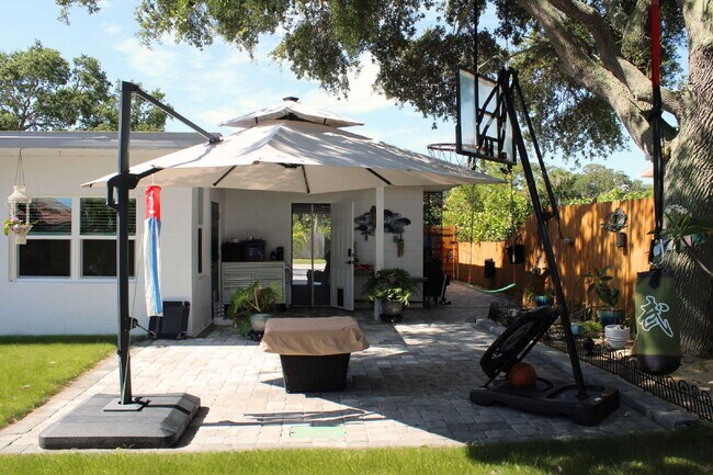 Building Photo - Coastal Elegance Awaits: Stunning 3-Bed, 3-Bath Retreat in Cocoa Beach