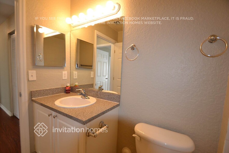 Building Photo - 5419 Flagler St