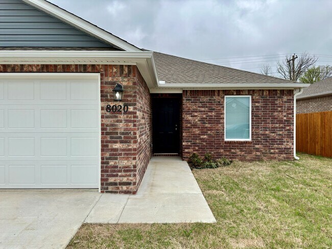 Building Photo - New Construction Living: 3 Bed, 2 Bath, 2-Car Garage