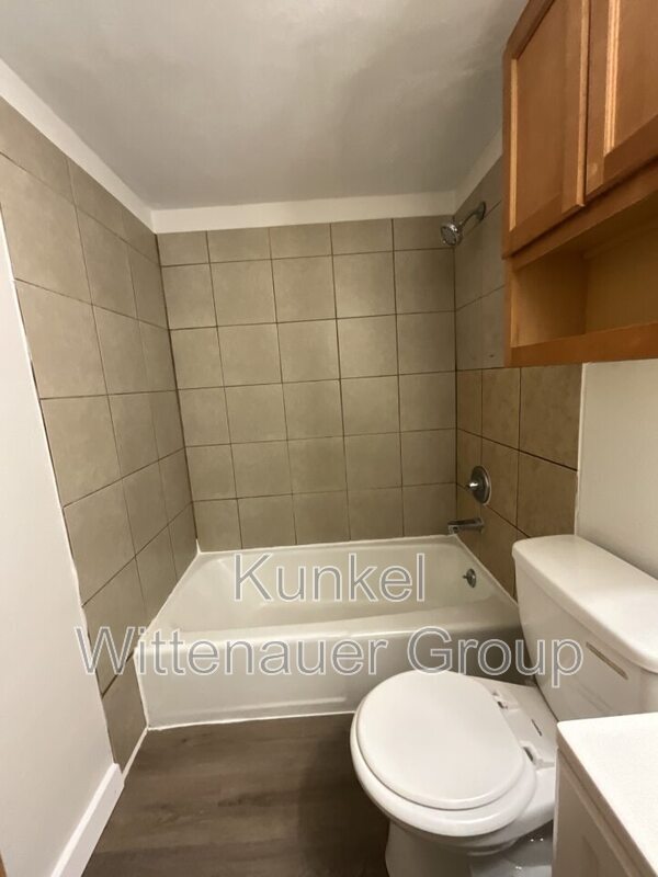 Building Photo - 1803 Jamestown Rd