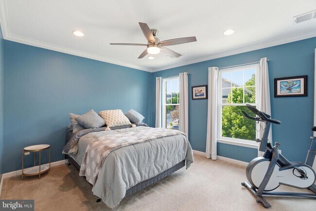 Building Photo - 8133 Dove Cottage Ct