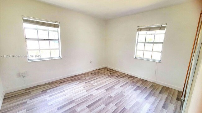 Building Photo - 241 Ponce de Leon Blvd