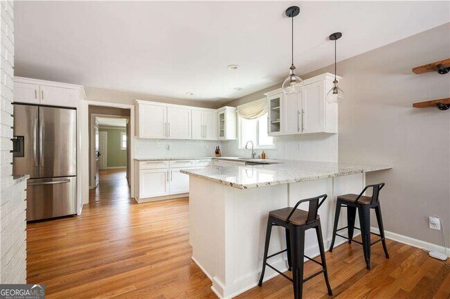 Building Photo - 3850 Beya Way