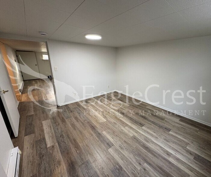 Building Photo - 236NCOLLEGE