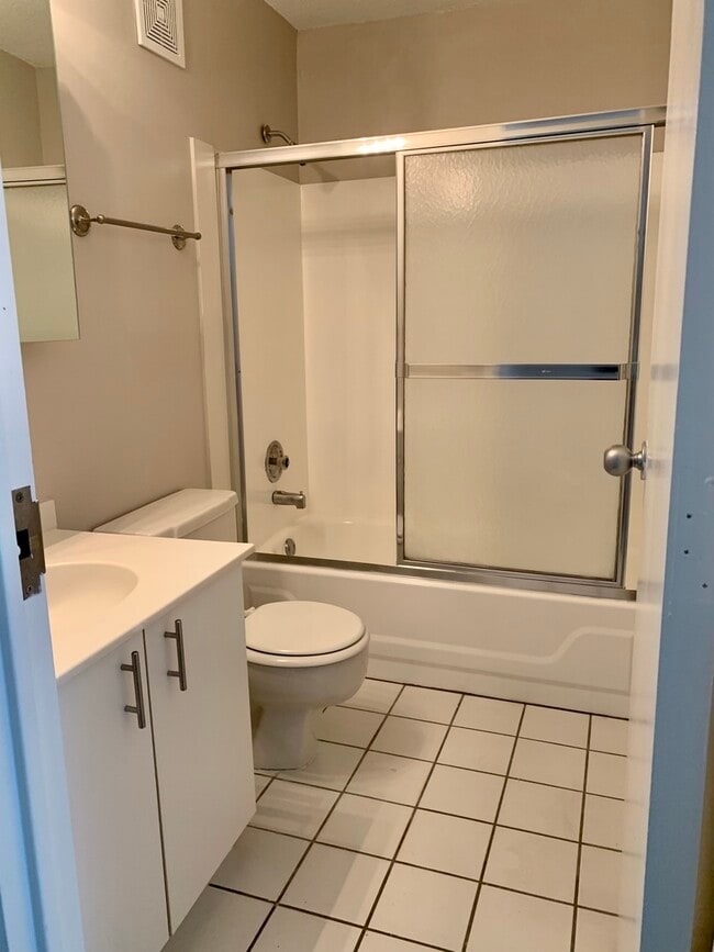 Building Photo - 1770 1st St