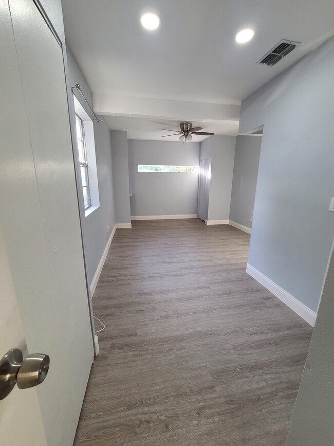 Building Photo - 5318 61st Way N