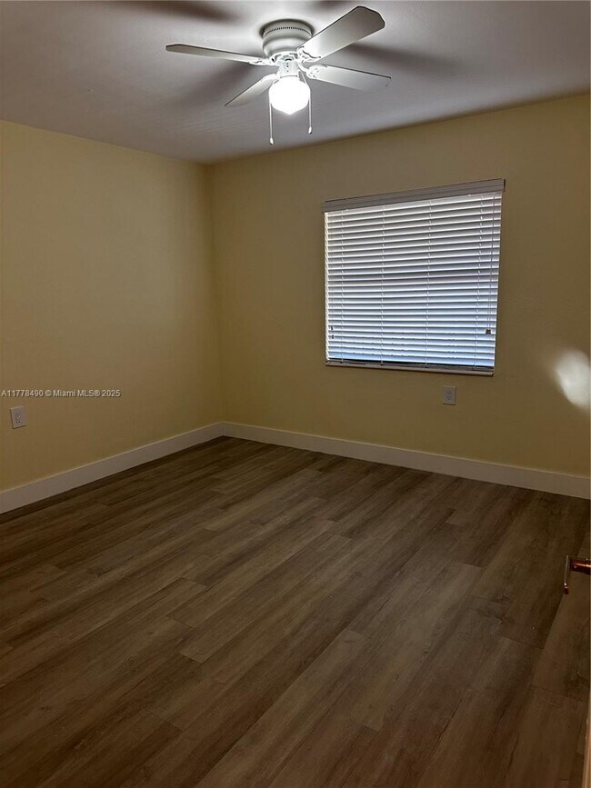 Building Photo - 11229 SW 88th St