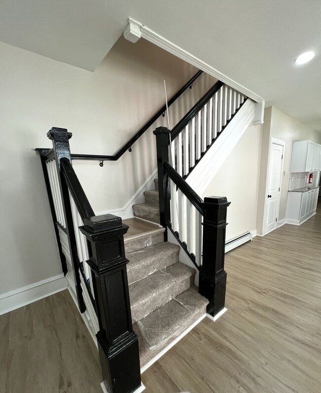 Building Photo - A Rare 5 Bedroom Renovated House Available...