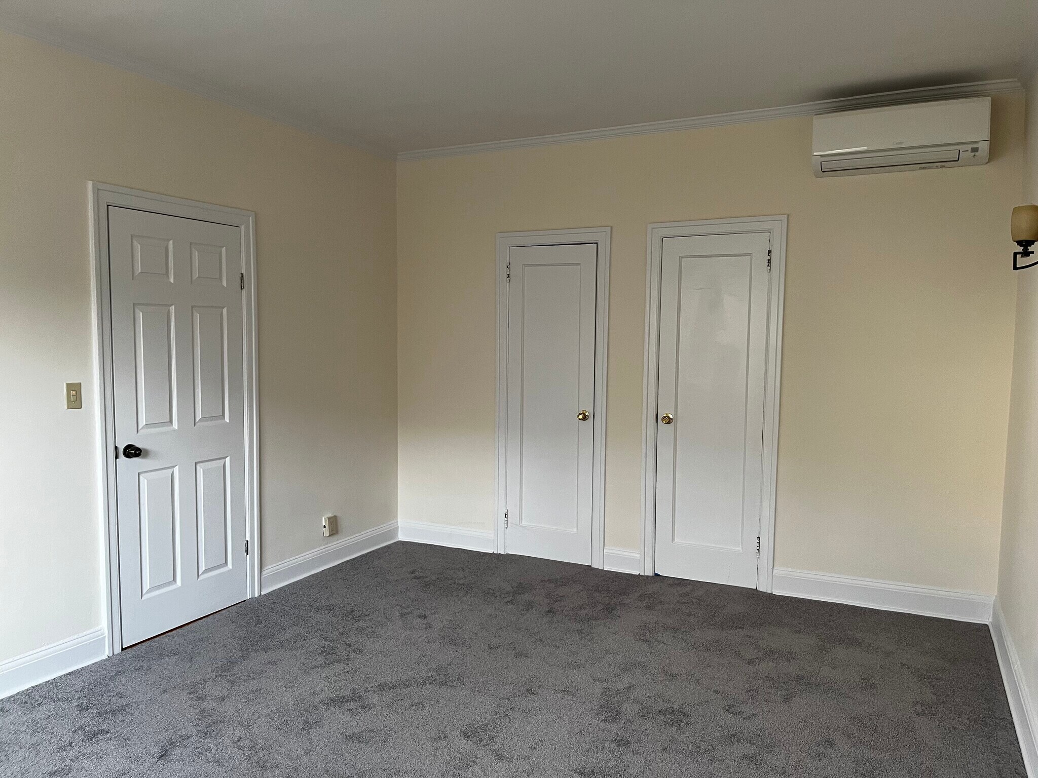 Living room - 3167 30th St