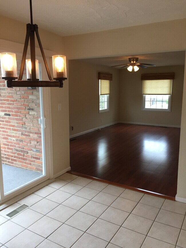 Building Photo - 2231 Glouchester Dr
