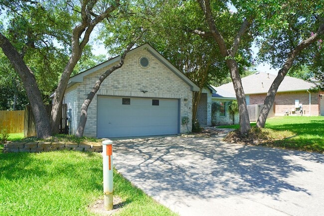 Building Photo - Beautifully Updated Home in Olympia Hills ...