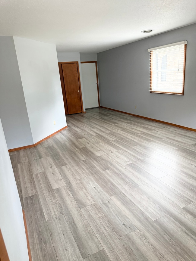 Building Photo - 2508 Dogwood Dr