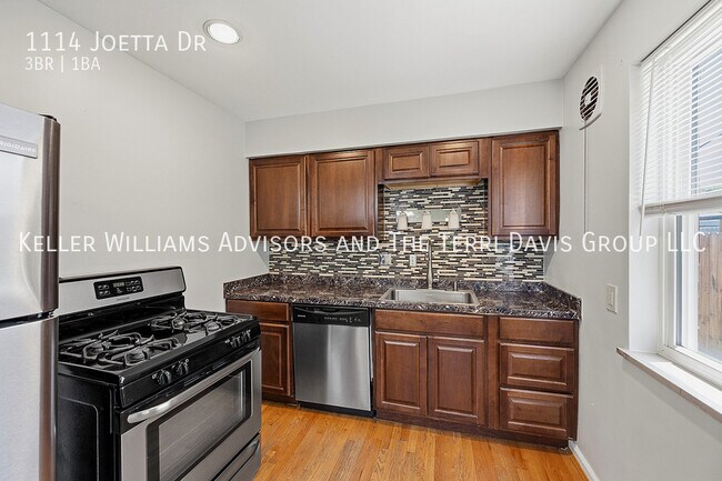 Building Photo - 1114 Joetta Dr