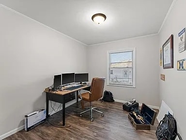 Building Photo - 2453 Marshall Dr