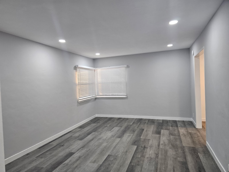 Building Photo - 3211 W 132nd St